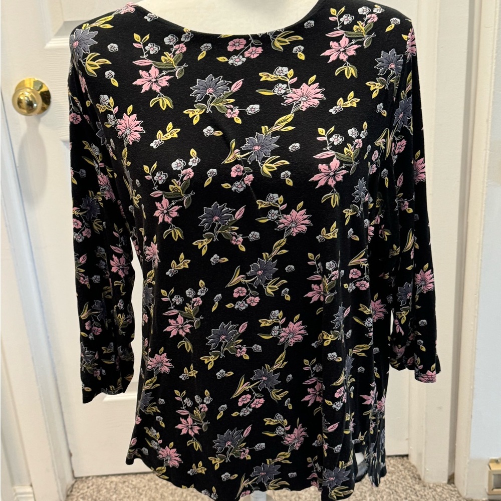 Tahari Black Floral Women's Blouse